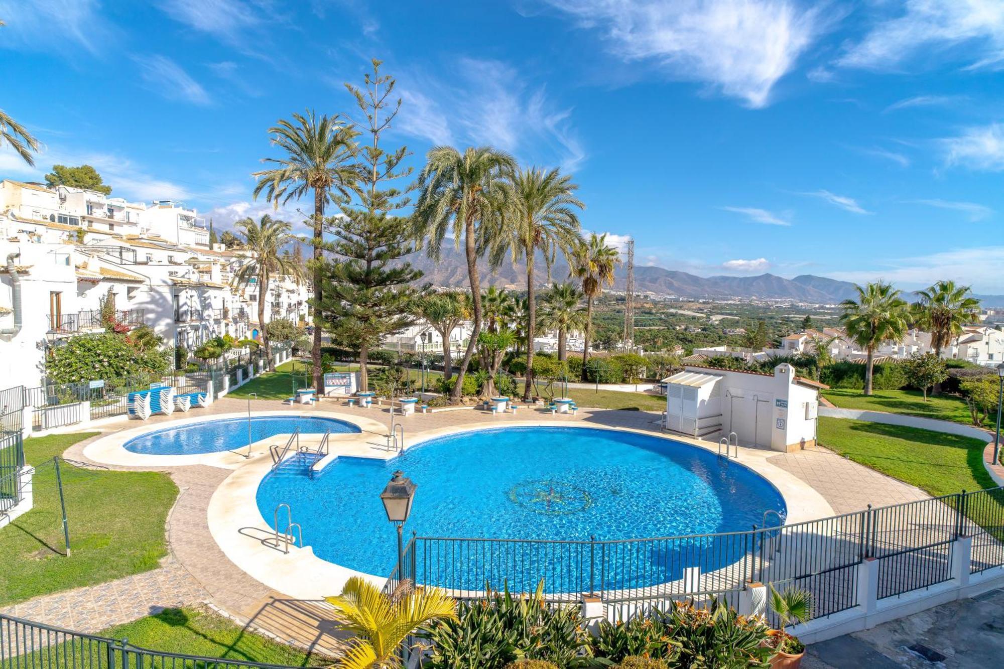 Villa Caritas Punta Lara Casasol Nerja Εξωτερικό φωτογραφία