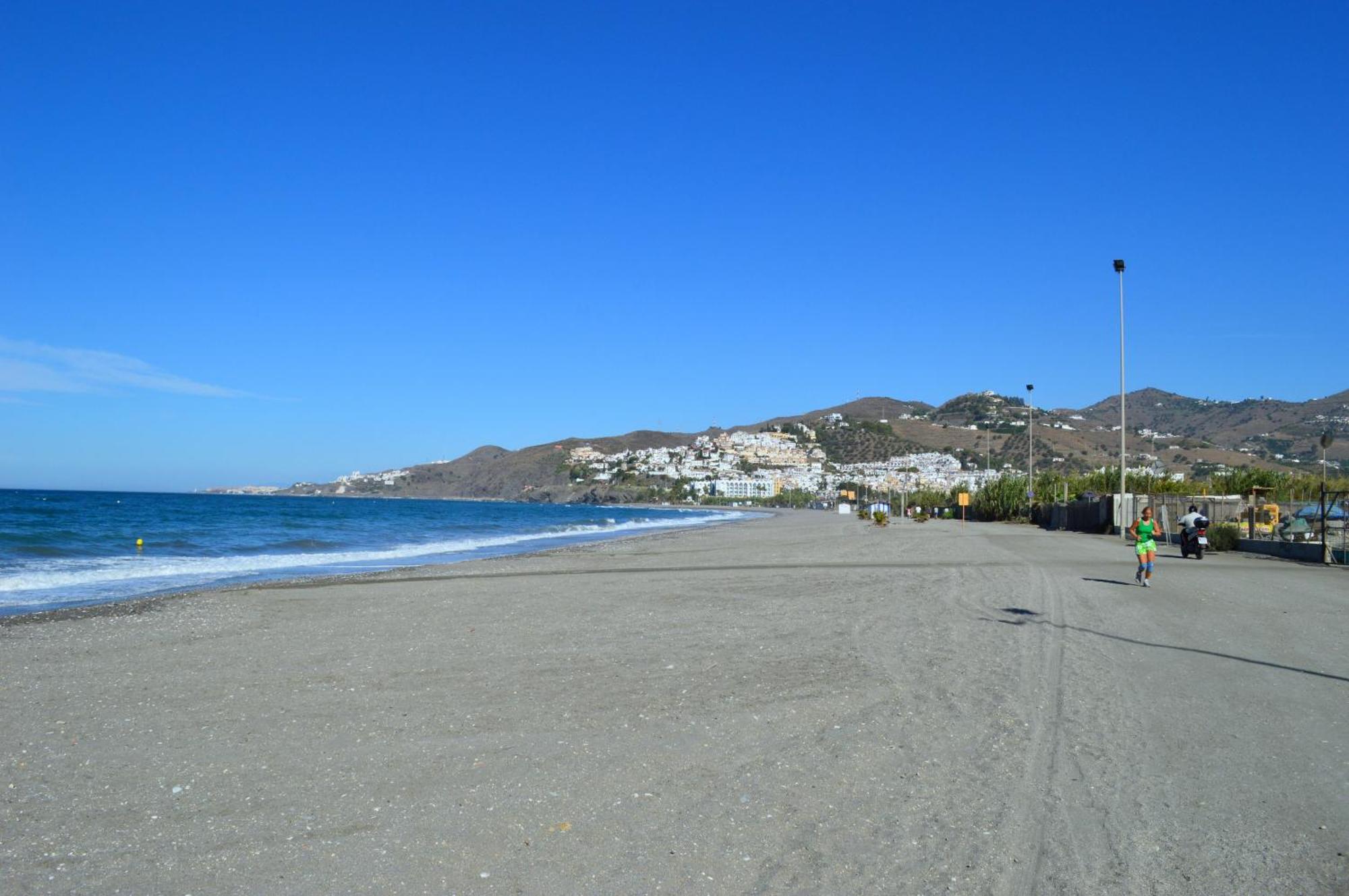 Villa Caritas Punta Lara Casasol Nerja Εξωτερικό φωτογραφία